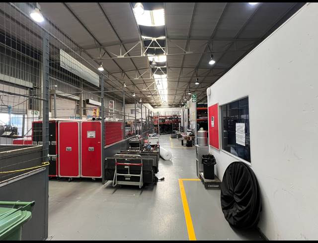 4,194M² WAREHOUSE TO LET IN RANDJESPARK